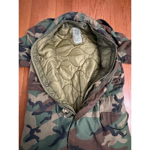 US Army Woodland Camo Field Jacket Cold Weather Lined Jacket Vintage Men's Small - Picture 4 of 6